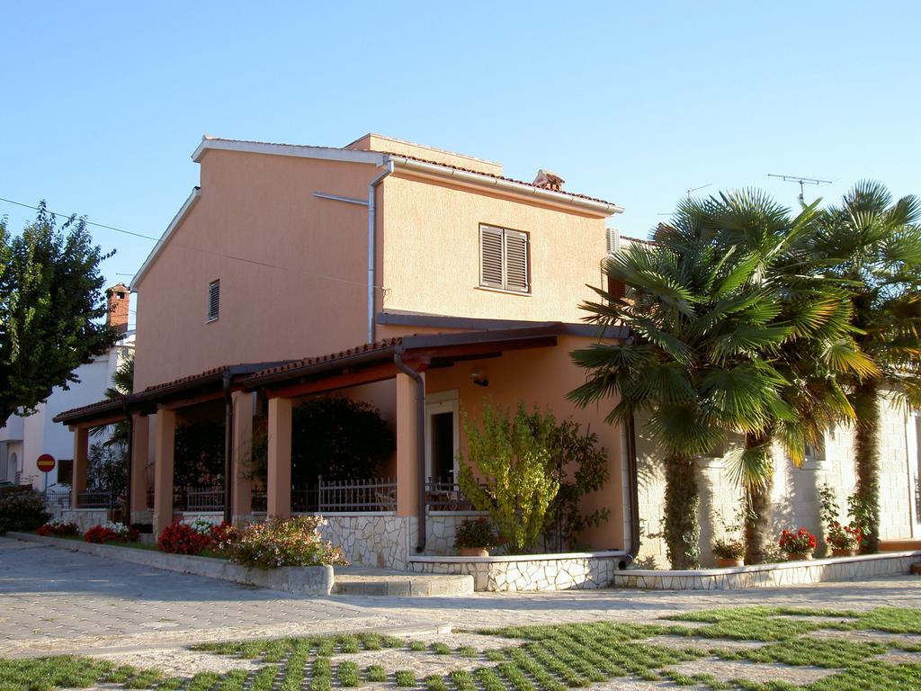 Apartments Kori Funtana Rom bilde