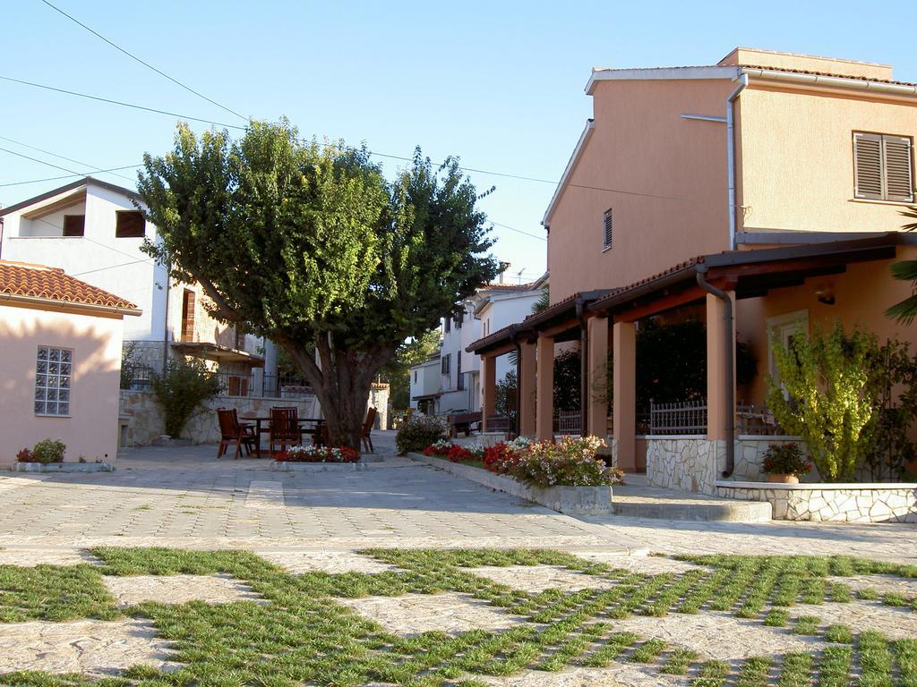 Apartments Kori Funtana Rom bilde