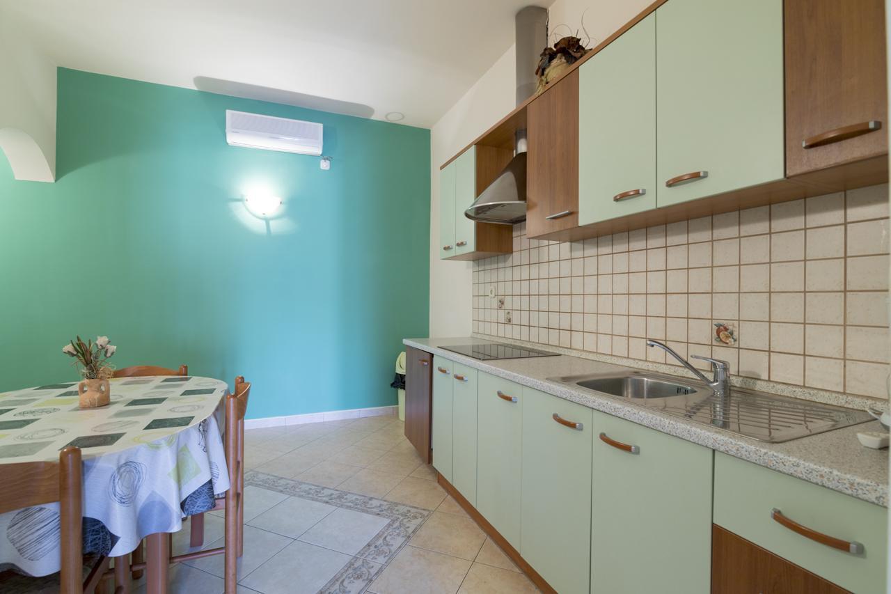Apartments Kori Funtana Eksteriør bilde